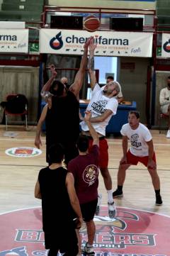 Il primo scrimmage sfuma di misura contro Medicina