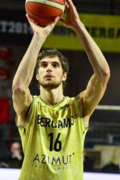Davide Bozzetto completa l’asse play-pivot di Chieti