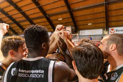 LatinaBasket_2025-09-15urlo__I9A2756Marika.jpg
