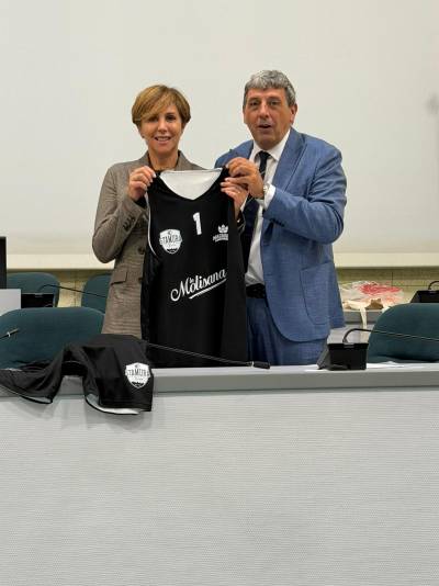 MagnoliaBasketCampobasso_2025-10-28La_presentazione_della_divisa.jpeg