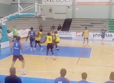 NuovaCestisticaLionsBisceglie_2025-09-19Amichevole_Lions-Adria_Bari01.jpg