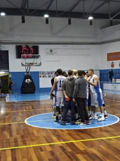 Seconda vittoria di fila per la Jolly, Isernia battuta 84-76