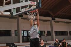 Nello scrimmage, vince Guelfo